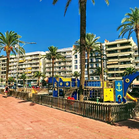 Happy Lloret アパート リョレート・デ・マル